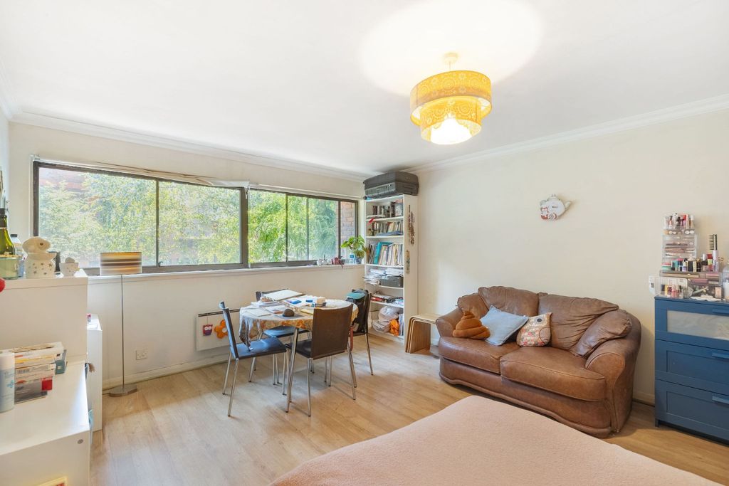 Property photo 3 of 7 5327142