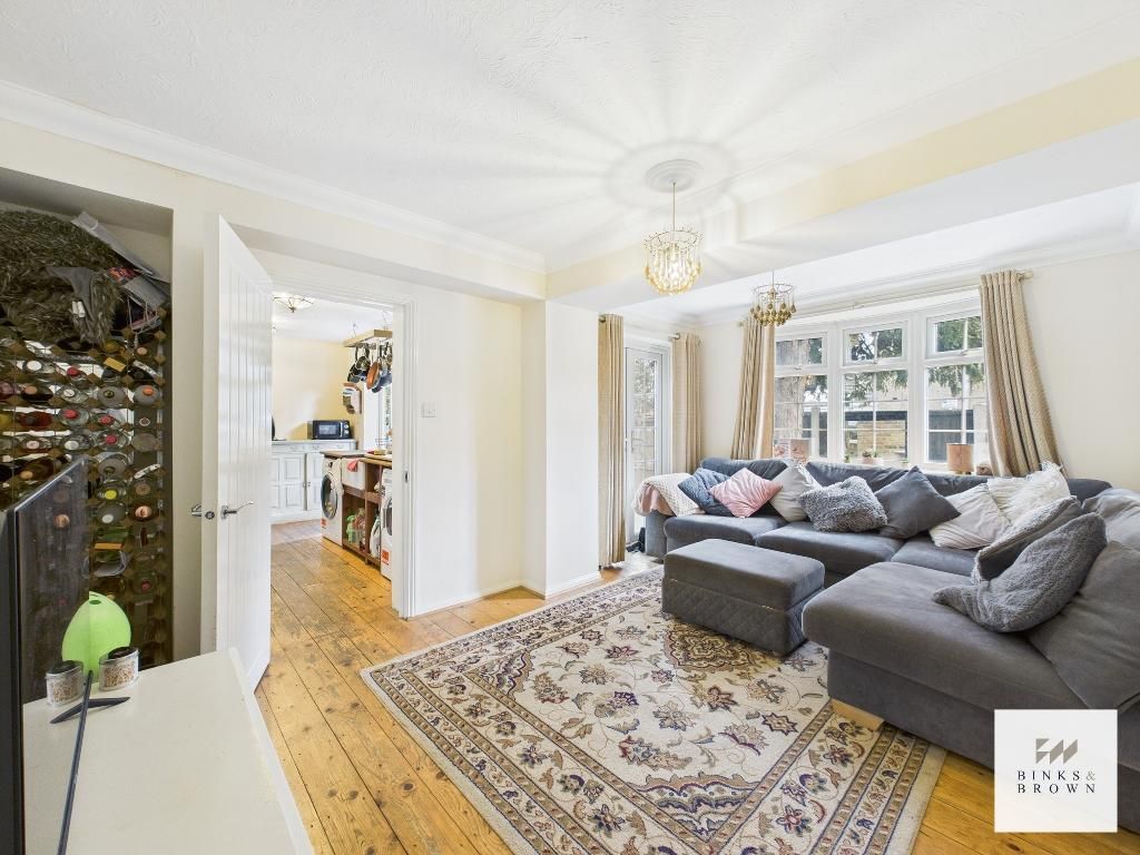 Property photo 2 of 18 Photo 2