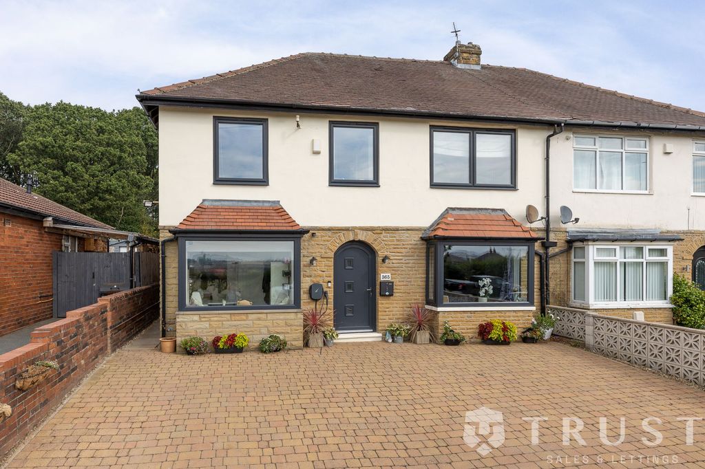 Property photo 1 of 65