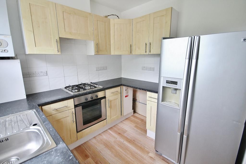 Property photo 2 of 4 Kitchen