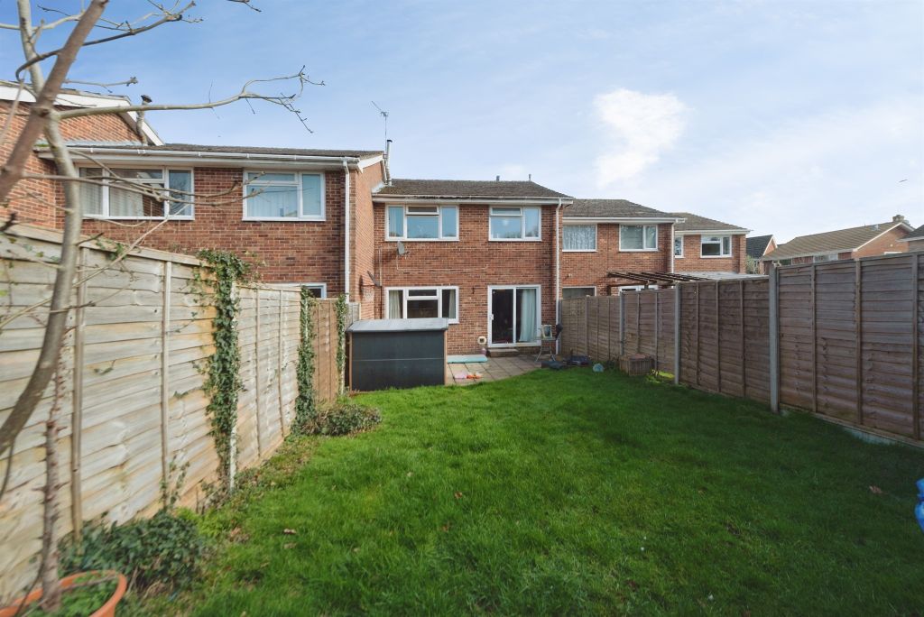 Property photo 2 of 19