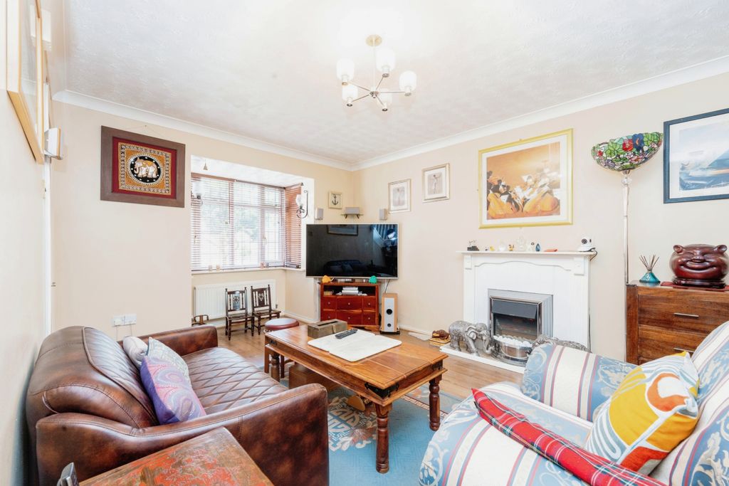 Property photo 2 of 17 Photography