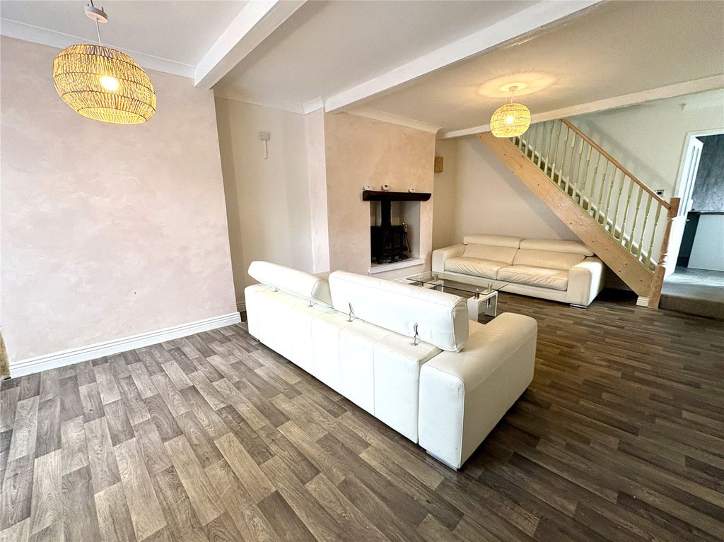 Property photo 2 of 12 Living Room