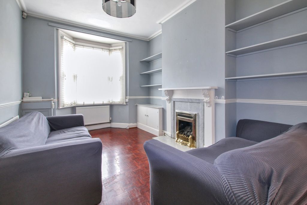 Property photo 3 of 7 Img_0880