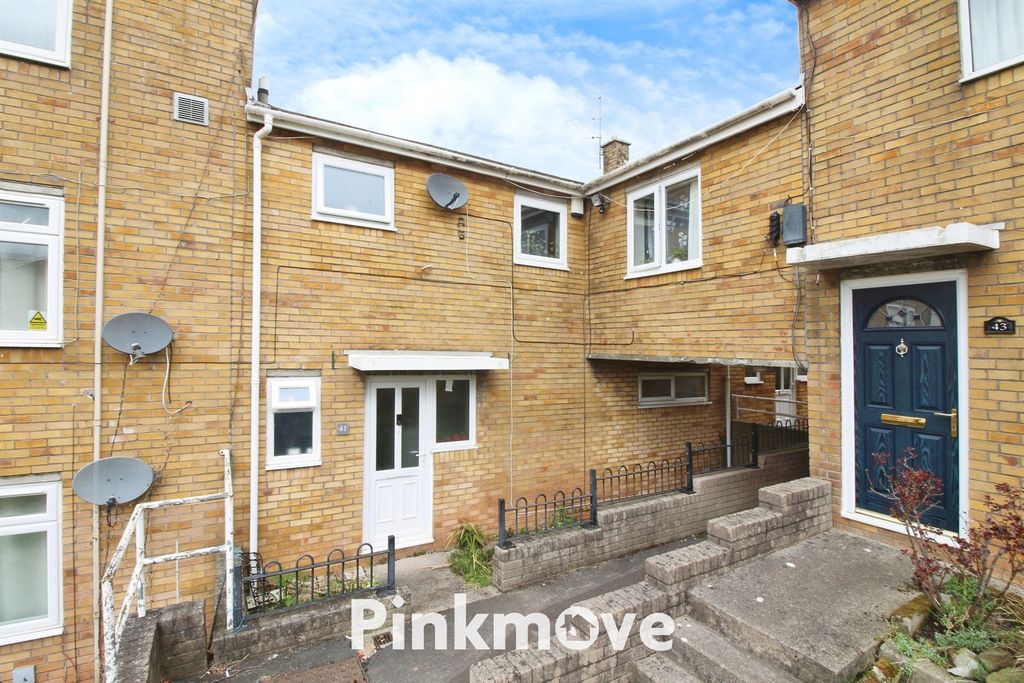 Property photo 2 of 13
