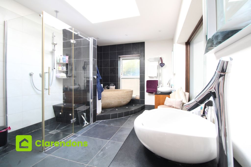 Additional image 18 of 5 bed detached bungalow for saleStation Road, Lingfield, Surrey RH7