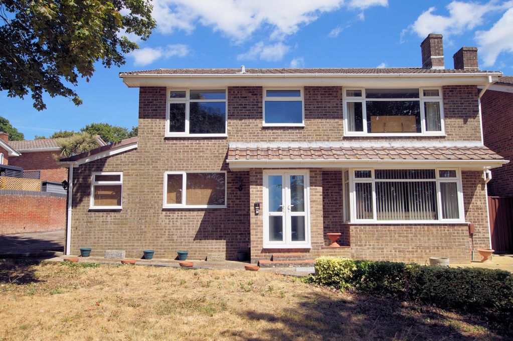 Property photo 1 of 24 Front