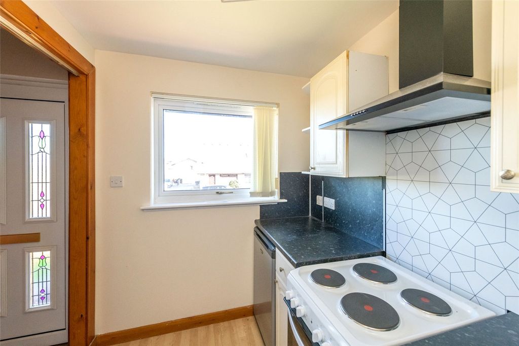 Property photo 3 of 14 Photo 3