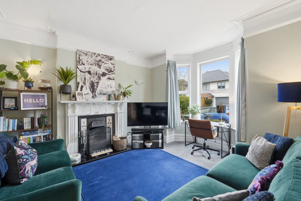 Property photo 3 of 16 Picture No. 15