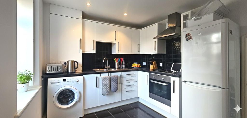 Property photo 2 of 13 2.Jpg