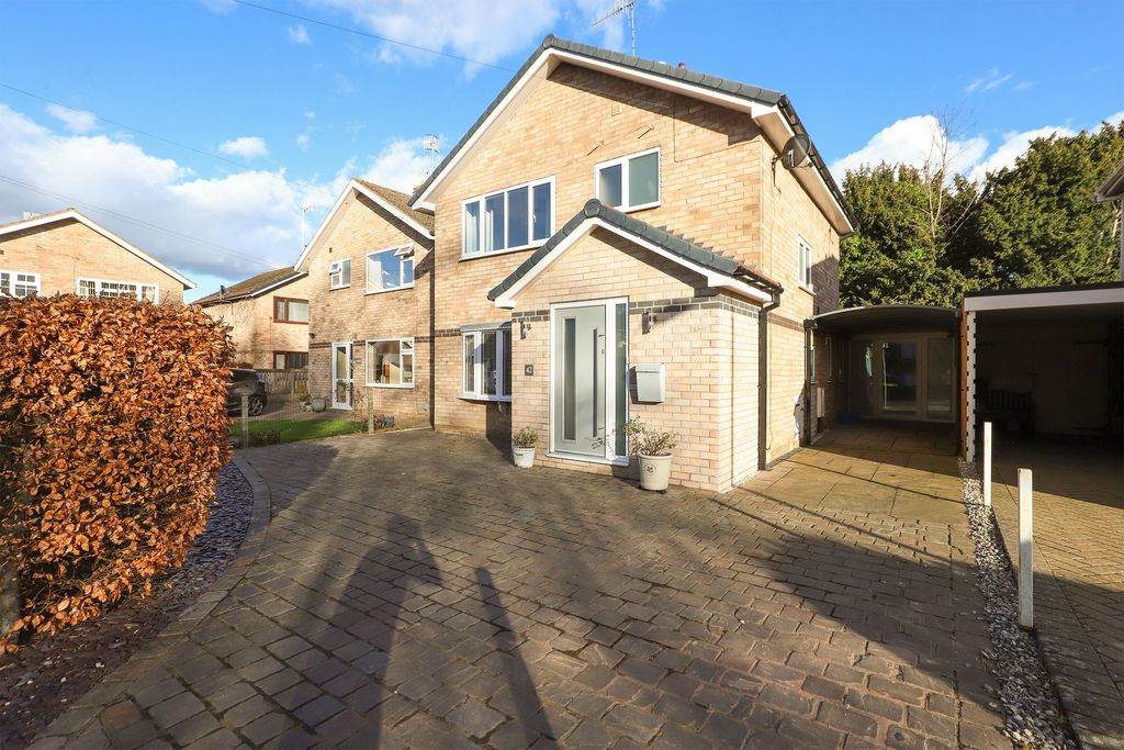 Property photo 1 of 23