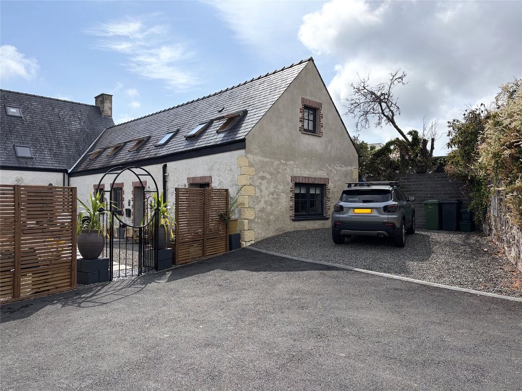 Property photo 1 of 39 Picture No. 56