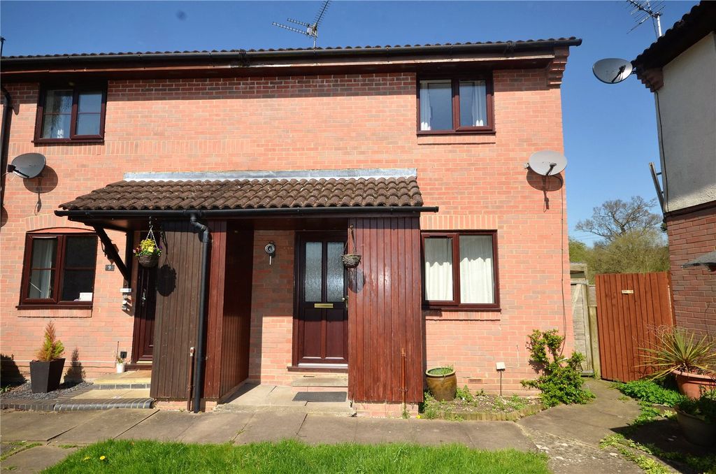 Property photo 1 of 11 Front