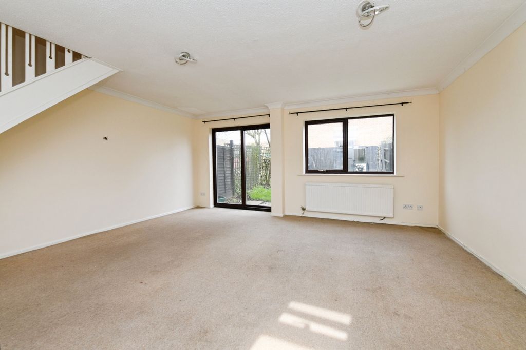 Property photo 3 of 17