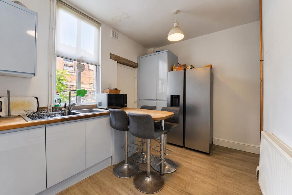 Property photo 3 of 12 0 (24).Png