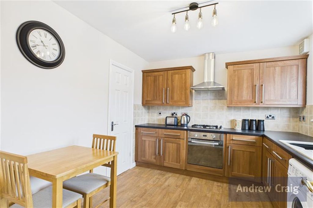 Property photo 1 of 18 Breakfasting Kitchen