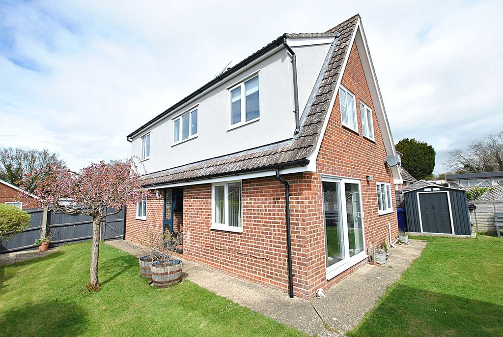 Property photo 1 of 18