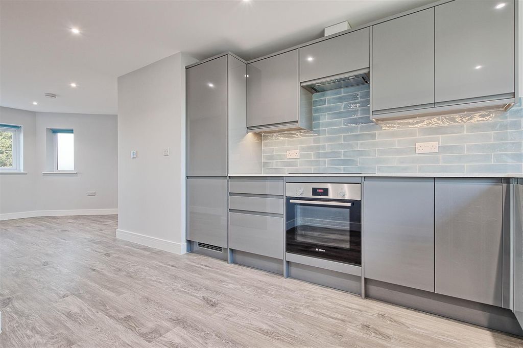 Property photo 3 of 16 Kitchen-Diner 2.Jpg