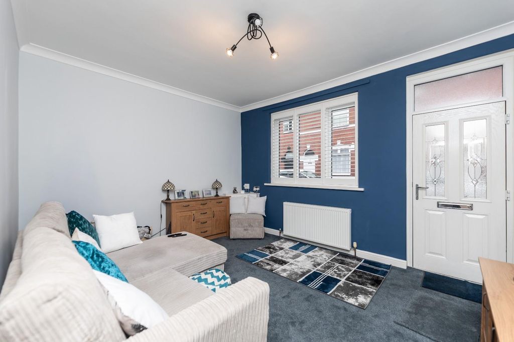 Property photo 2 of 22 5C5A2160.Jpg