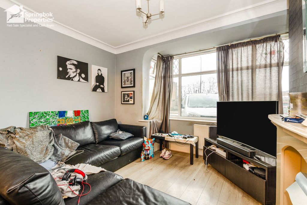 Property photo 3 of 13 Image 3