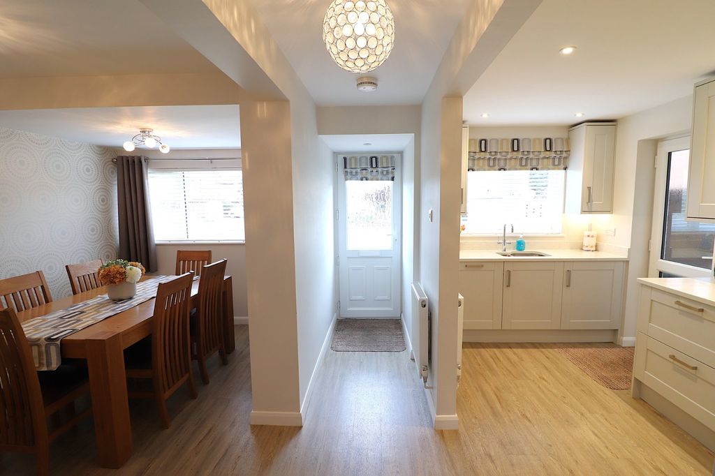 Property photo 2 of 19 Picture No. 09