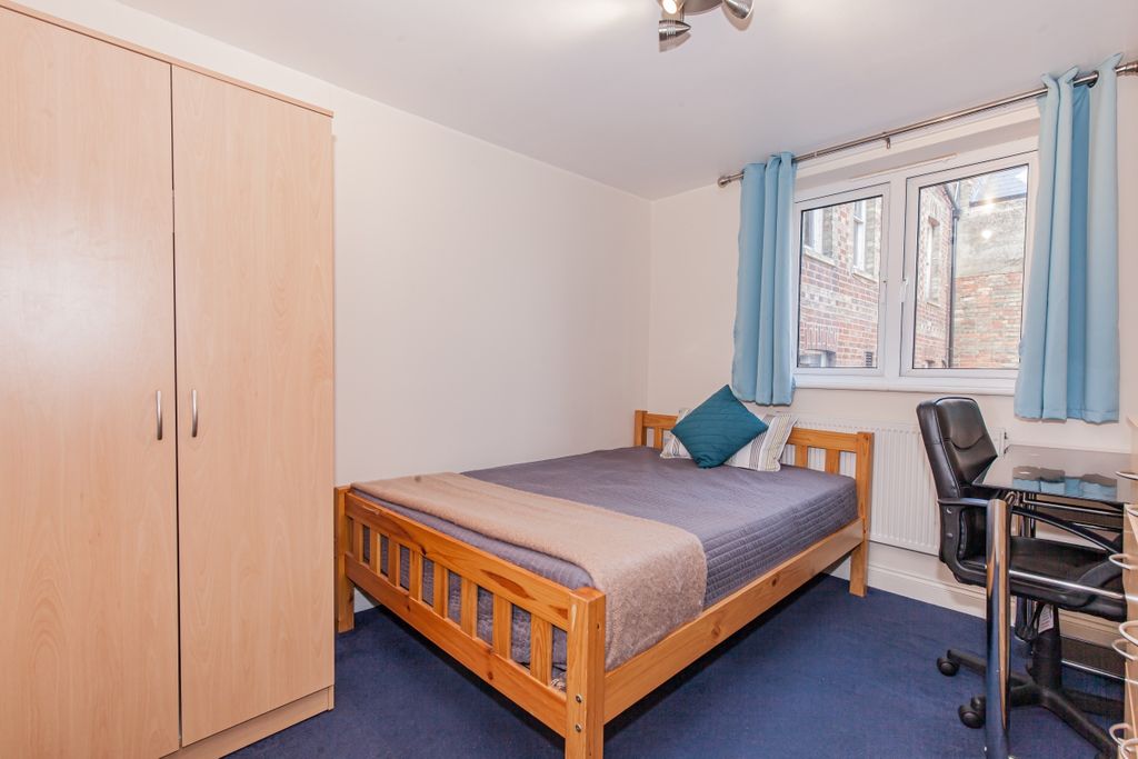 Property photo 3 of 9 142553