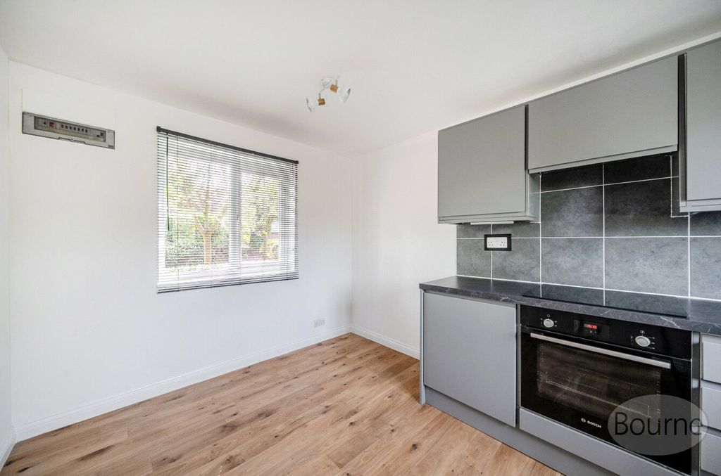 Property photo 3 of 20 Picture No. 06