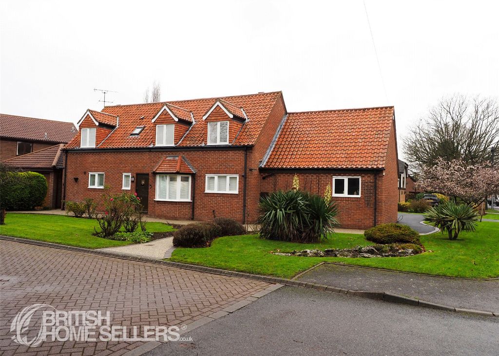 Property photo 1 of 39 Picture No. 34