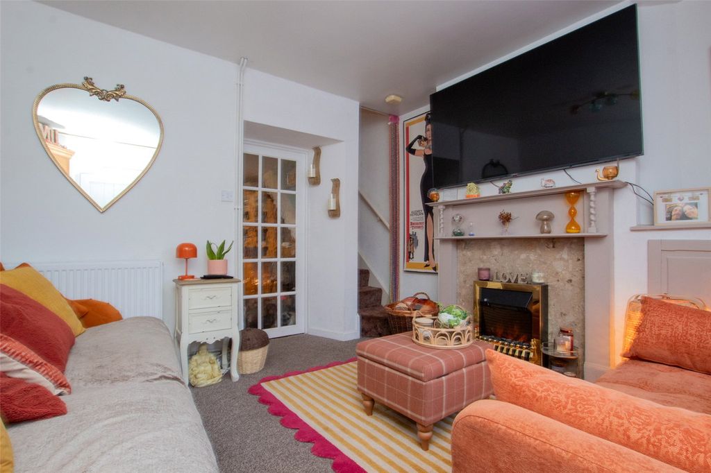 Property photo 2 of 21 Picture No. 07