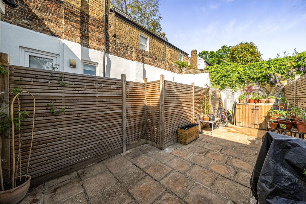 Property photo 3 of 16 Picture No. 26