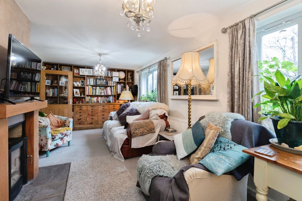 Property photo 3 of 20