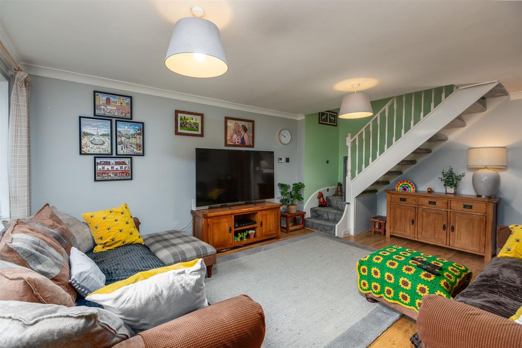 Property photo 2 of 28 Cz0A0170-Edit.Jpg