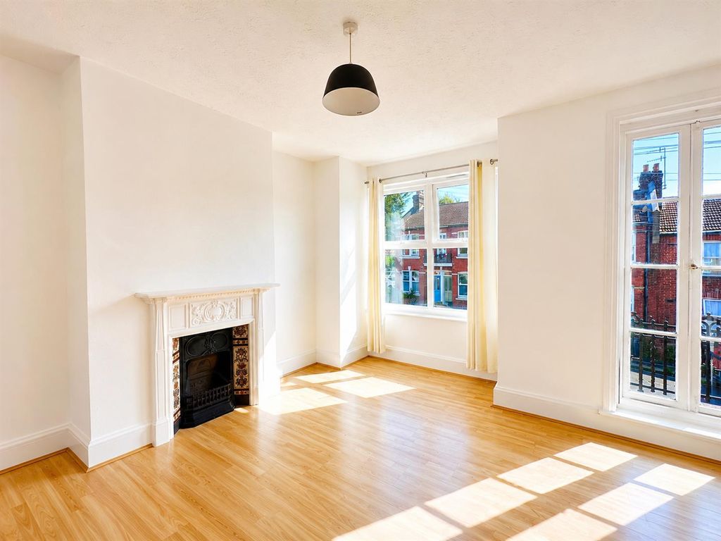 Property photo 1 of 20 50.Png