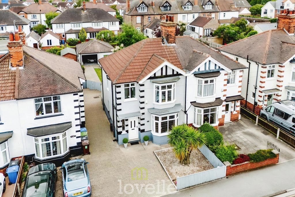 Property photo 1 of 31