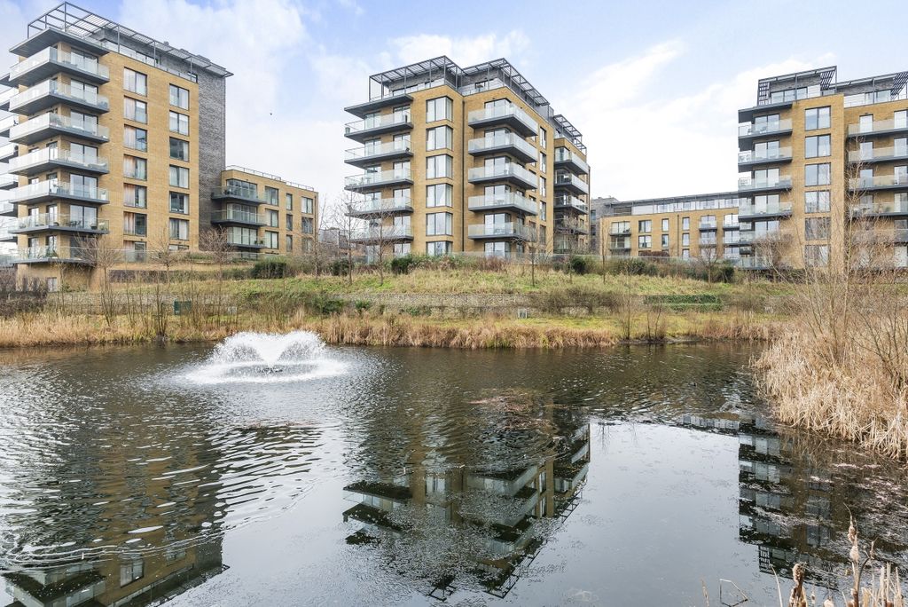 Property photo 2 of 12 803626 (13)