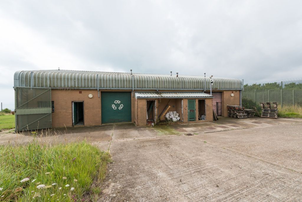 Property photo 2 of 14 Picture No. 06