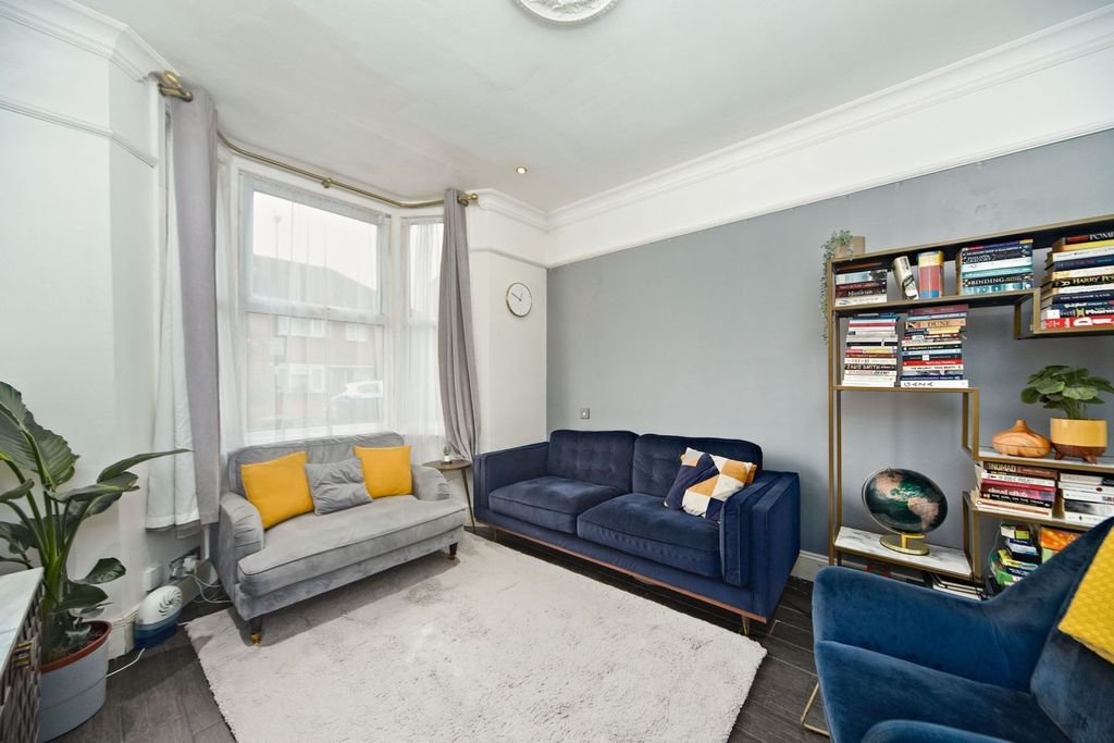 Property photo 2 of 15 Reception Room