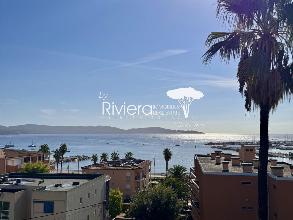 Property photo 1 of 28 Top Floor 4-Room Apartment With Magnificent Sea View And Beach Just A One Minute Walk Away!