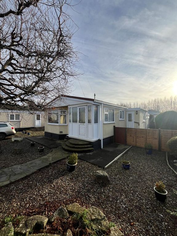 Property photo 1 of 13 Front (Exterior)