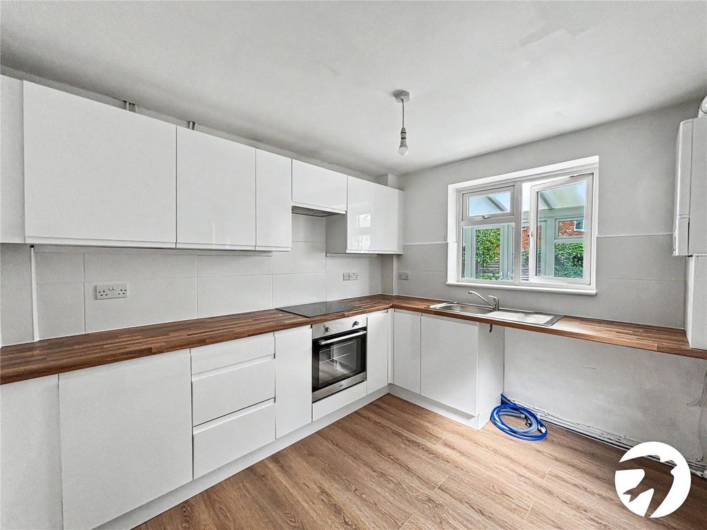 Property photo 3 of 20 Picture No. 09