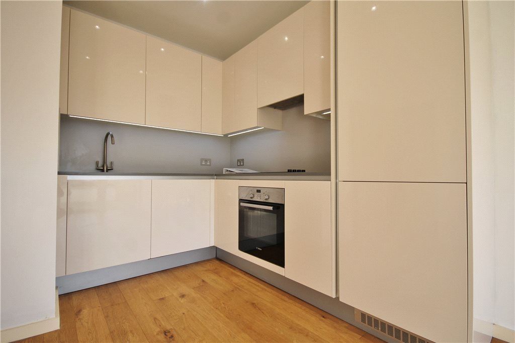 Property photo 2 of 9 Kitchen/Living Room