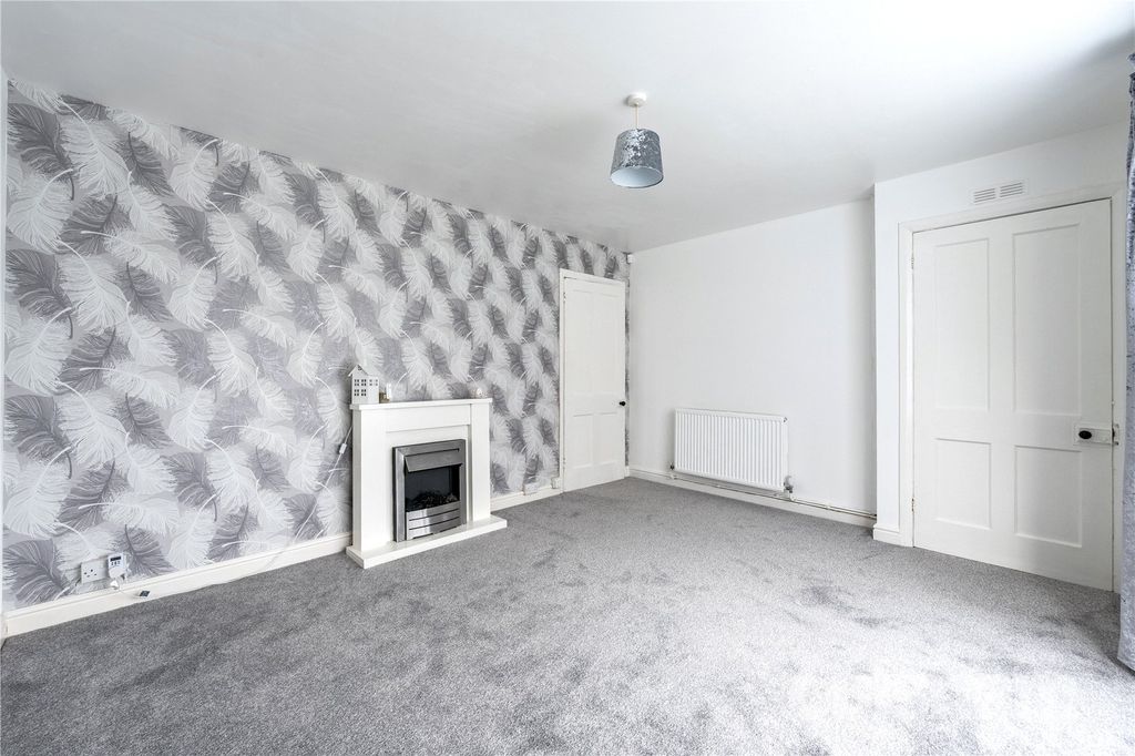 Property photo 3 of 13 Picture No. 18