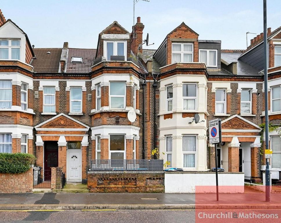 Property photo 2 of 9