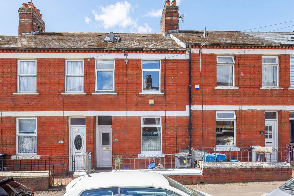 Property photo 2 of 36