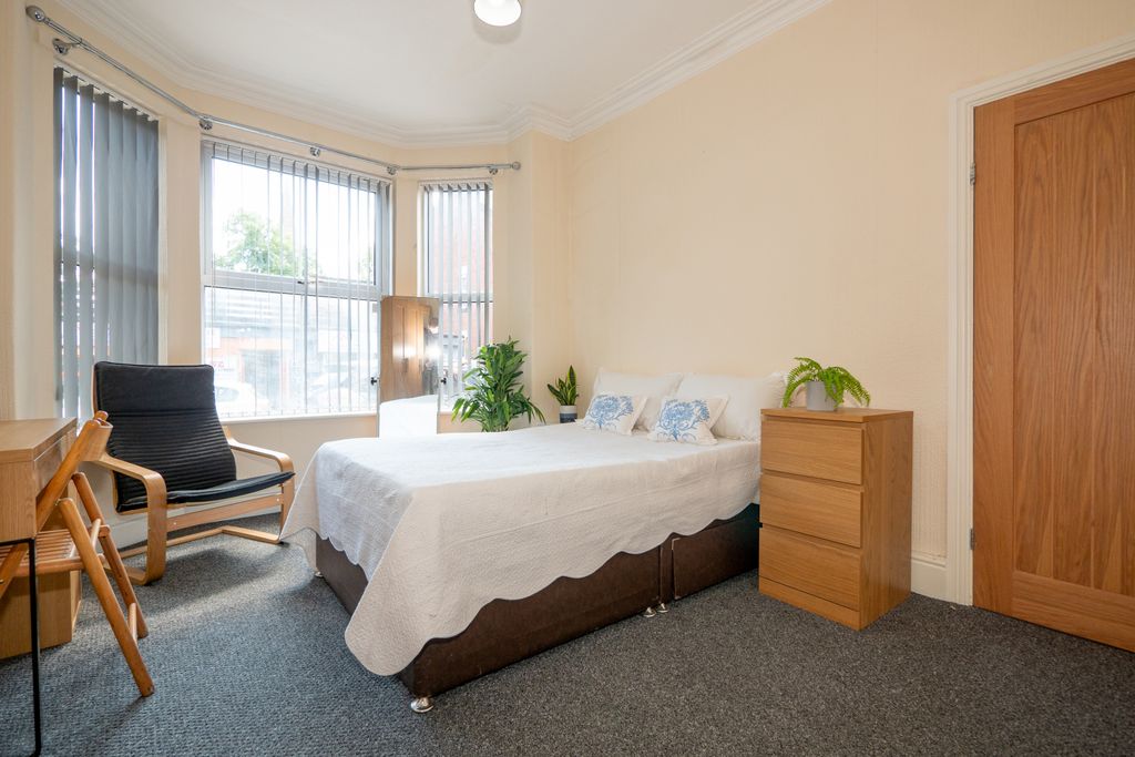 Property photo 2 of 25 Gallery