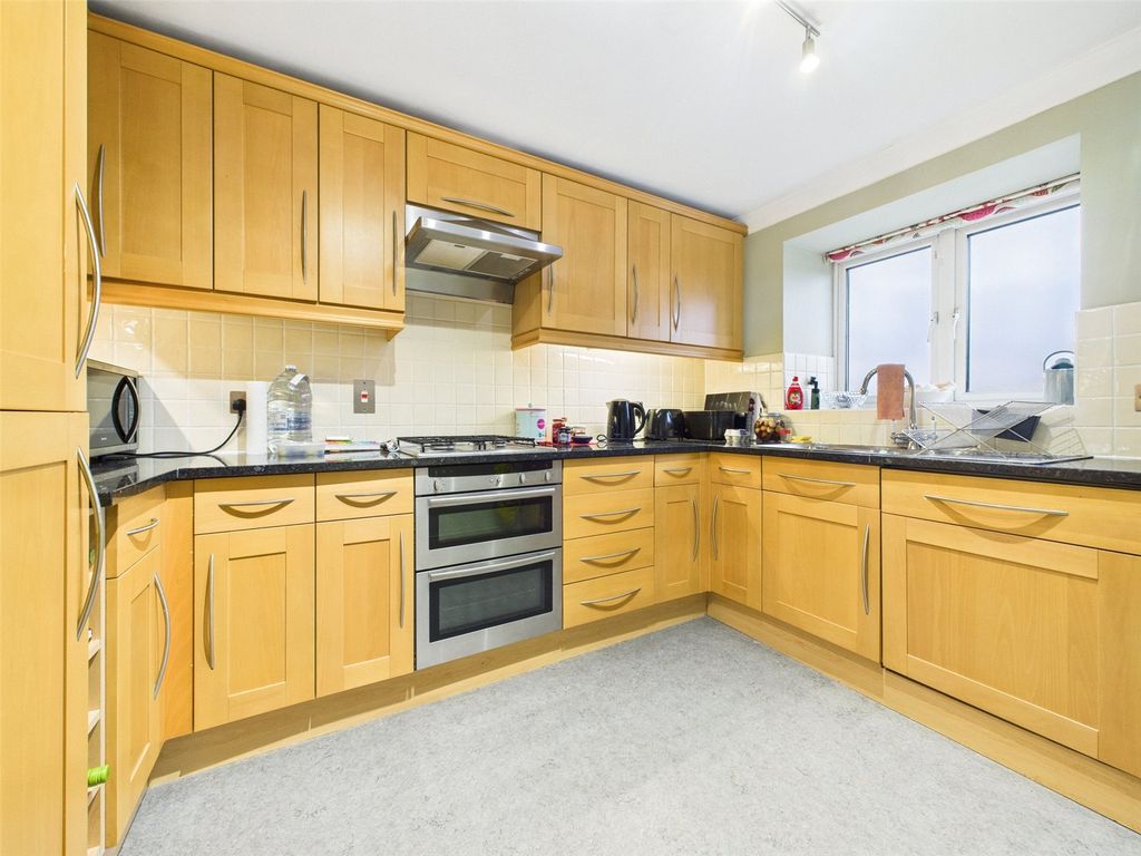 Property photo 3 of 12 Picture No. 01