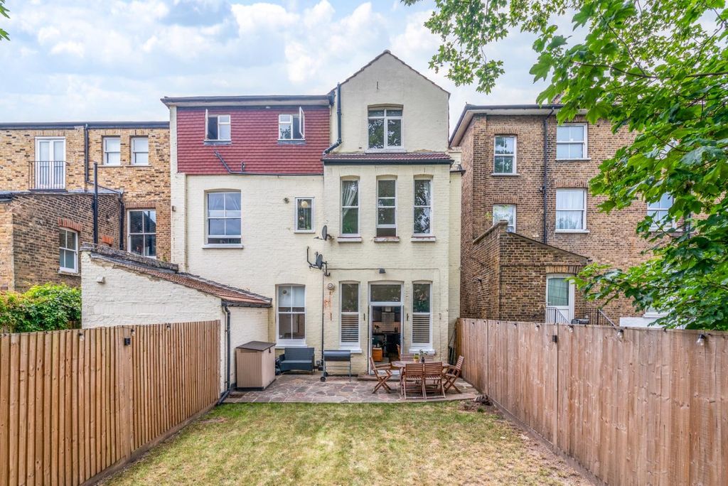 Property photo 1 of 11 Rear Garden