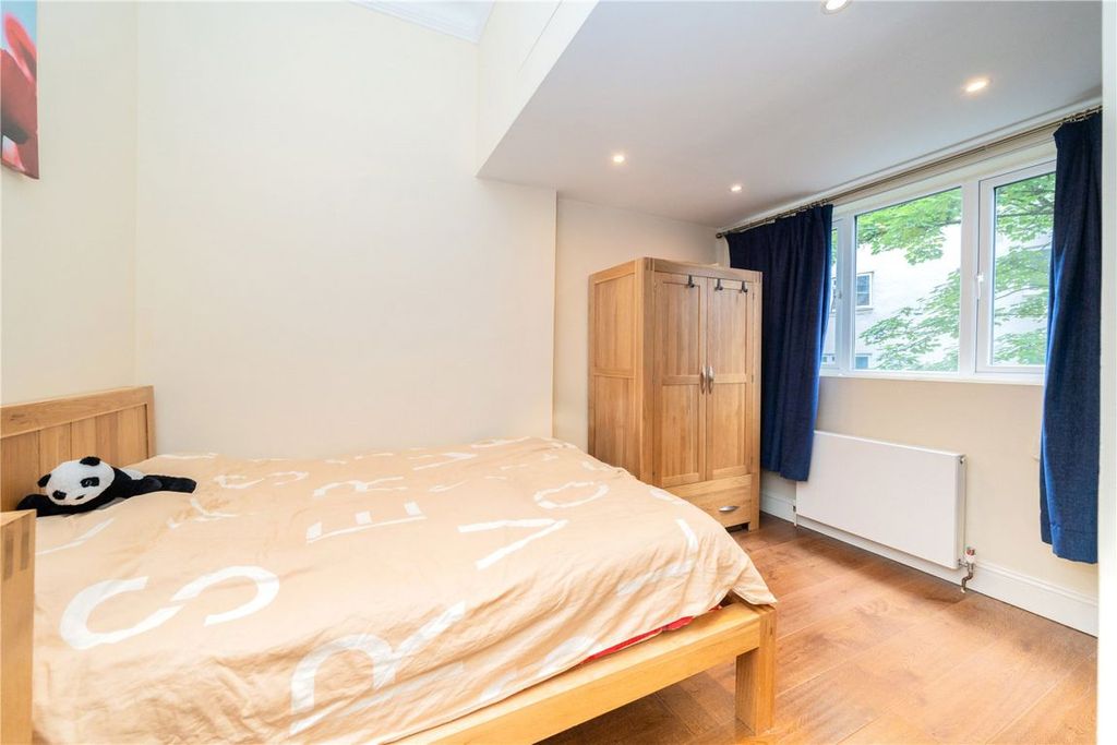 Property photo 3 of 6