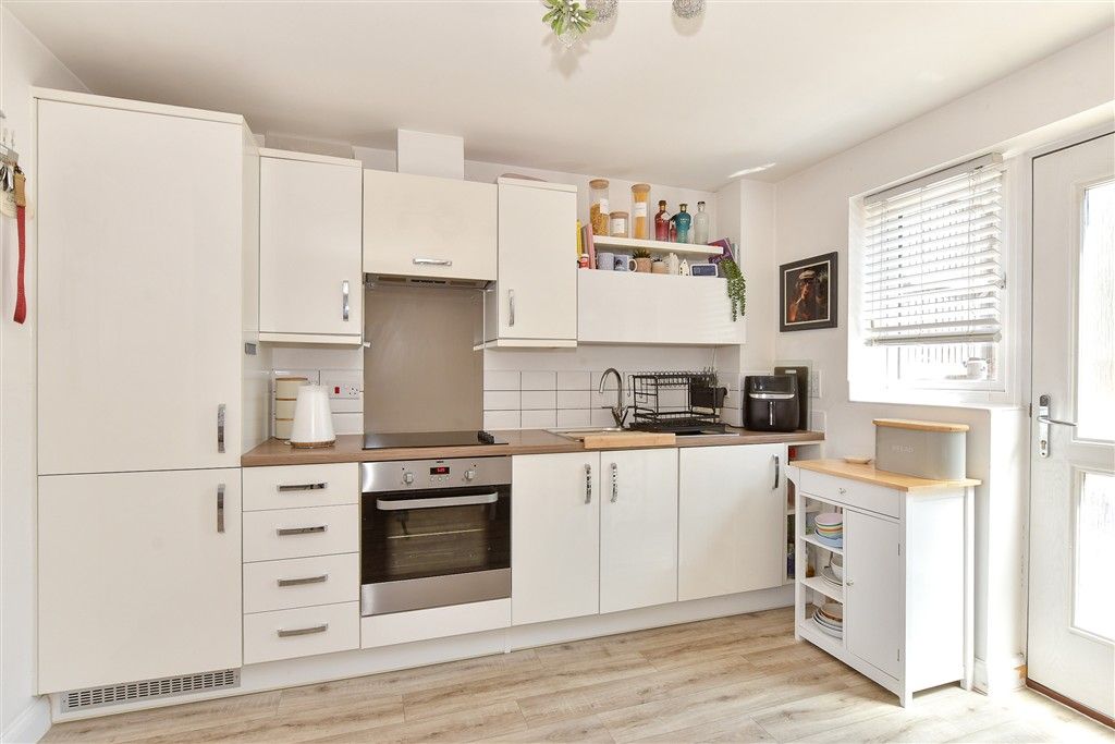 Property photo 3 of 14 Kitchen/ Living Room