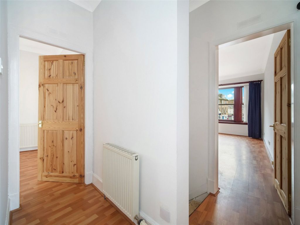 Property photo 2 of 17 Picture 2